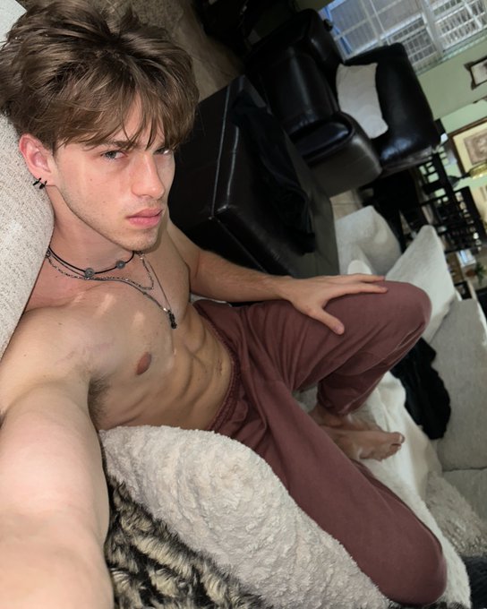 Best seat in Florida, don&rsquo;t you think? https://t.co/9UgsjRQ9gS