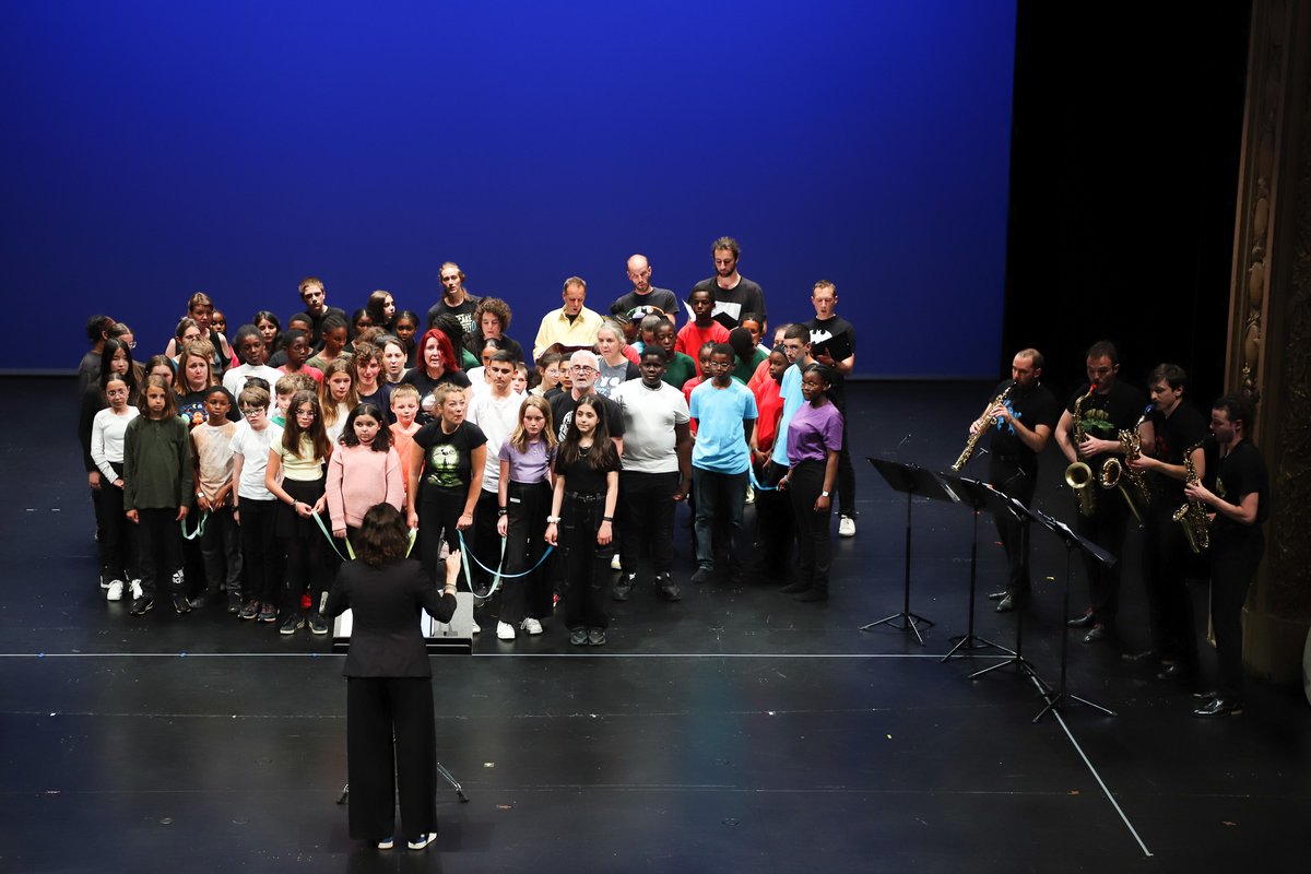 Le #festival Grand Boum, c'est ce week-end ! L'<a href="/OperadeRennes/">Opéra de Rennes</a> en partenariat avec la <a href="/MaitriseBZH/">Maîtrise de Bretagne</a> accueille 7 choeurs composés d’adolescents venus de Rennes, Paris et d’Espagne.
👉 Gratuit. Infos et programme sur : bit.ly/leGrandBoum-fr…