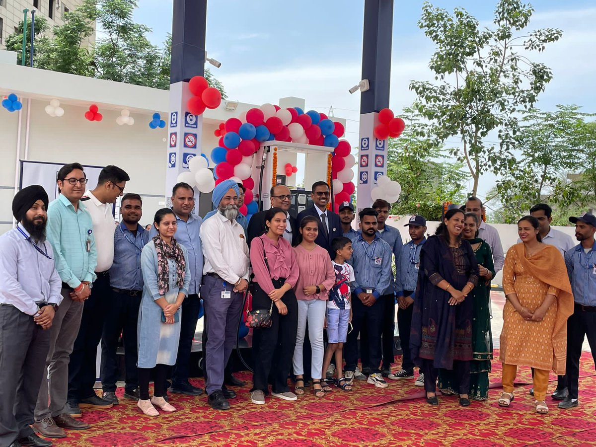 We are delighted to energise M/s Expressway Petro on NH-148B under Bathinda RO inaugrated by GM I/C- NFZ and other senior officials. Nearby new dealers and CSAs were also invited &amp; trained on RO operations.
<a href="/hpcl_retail/">Mera HP Pump</a> <a href="/HPCL/">Hindustan Petroleum Corporation Limited</a> <a href="/Balaji__Anandan/">Balaji Anandan</a> <a href="/DebashisPattnk/">Debashis Pattnaik</a> <a href="/Shashik90339398/">Shashi kant singh</a>