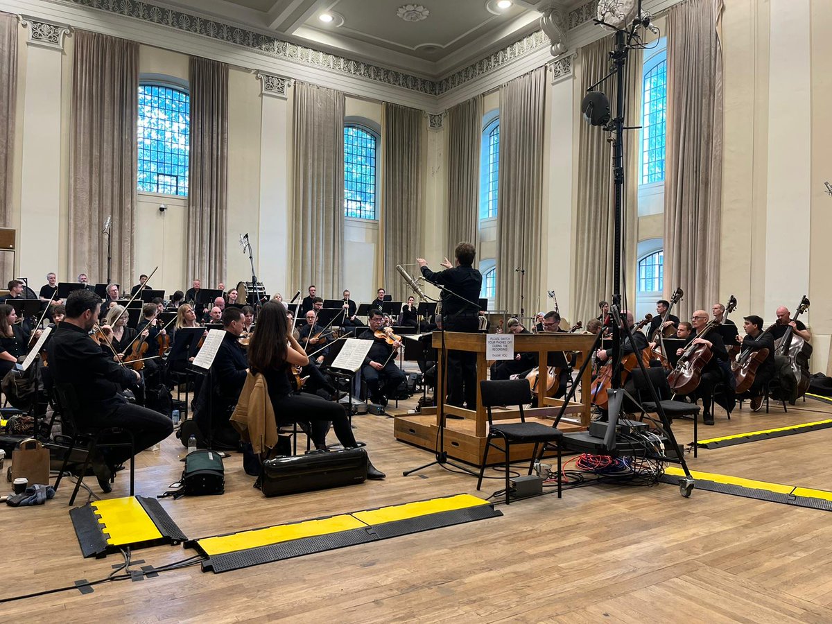 Recording Scheherazade with <a href="/TheNatSymphOrch/">The NSO</a> in Henry Wood Hall. Photo by <a href="/janinglis/">Jan Inglis (Revere)</a>. Incredible playing from Katarina Nazarova, Phil Cobb, Richard Ward, Justin Pearson, Helen Paskins, Gordon Hunt, Patrick Bolton, Ben Goldscheider, Andy Findon, Tristan Fry and everybody else.