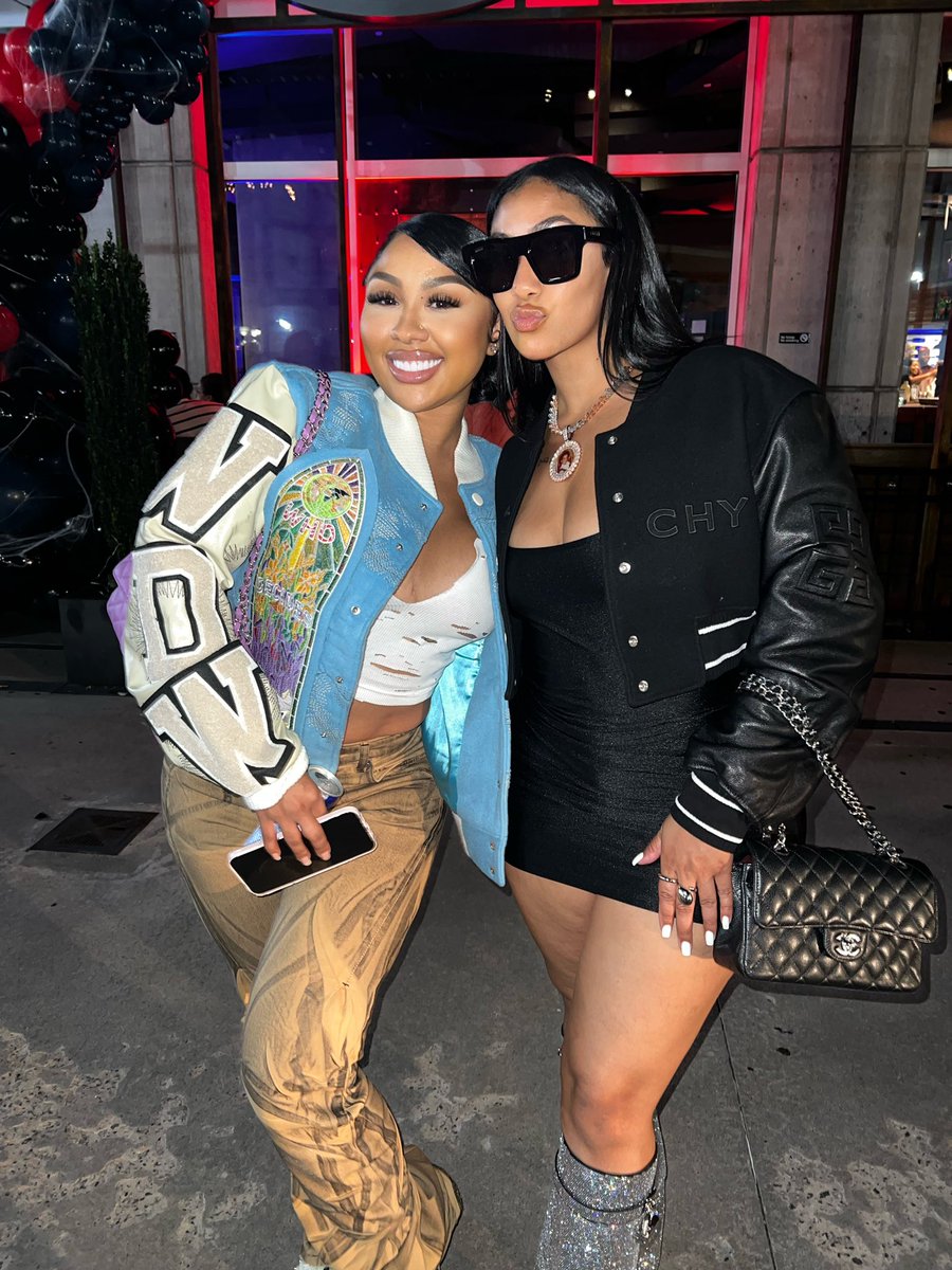 queennaija's tweet photo. Here’s us in pic form lol @AriTheDon https://t.co/NgZj6i24ys
