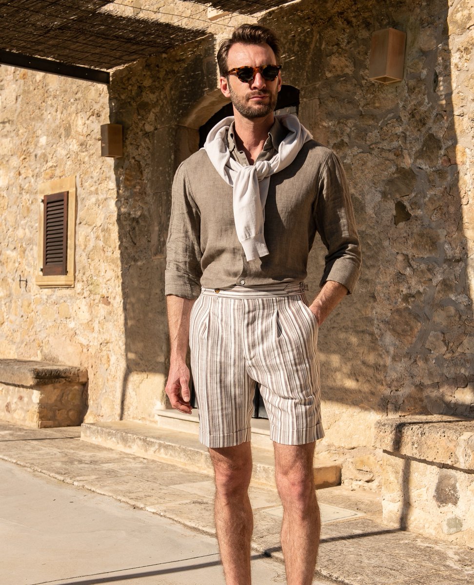 ParmaPini's tweet photo. Indulge in the perfect combination of style and comfort with our Striped Linen Shorts, skillfully made in Italy using 100% linen.
https://t.co/aFZdNLJI7x
#piniparma #newcollection #summerinparma #springsummer #nouvellecollection #linenstyles #linenshorts #trousershorts https://t.co/1axJo7P0U2