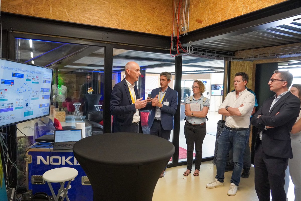 💡 Au <a href="/ParisHardware/">Paris-Saclay Hardware Accelerator</a> Accelerator à l'occasion du Paris-Saclay Spring, événement qui met en avant l'innovation dans nos start-ups &amp; PME du plateau de Saclay !

👉 Félicitations à Alain Moinat et ses équipes qui accompagnent nos entrepreneurs pour faire émerger des prototypes.