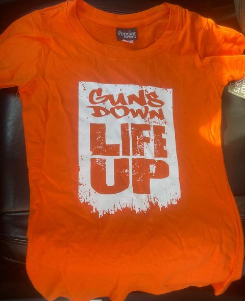 Dylan_Revived's tweet photo. 🧡🔫 Join the movement! Today is #WearOrange, a day to stand up against gun violence and advocate for a safer society. Let's come together to promote peace, compassion, and a brighter future. Together, we can make a difference! #GunsDownLifeUp 🕊️🌍 https://t.co/4yanvZAxAa