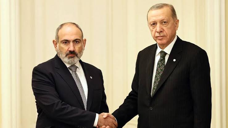 Ermenistan Başbakanı Paşinyan, Erdoğan'ın yemin törenine katılmak üzere Türkiye'ye gelecek.
