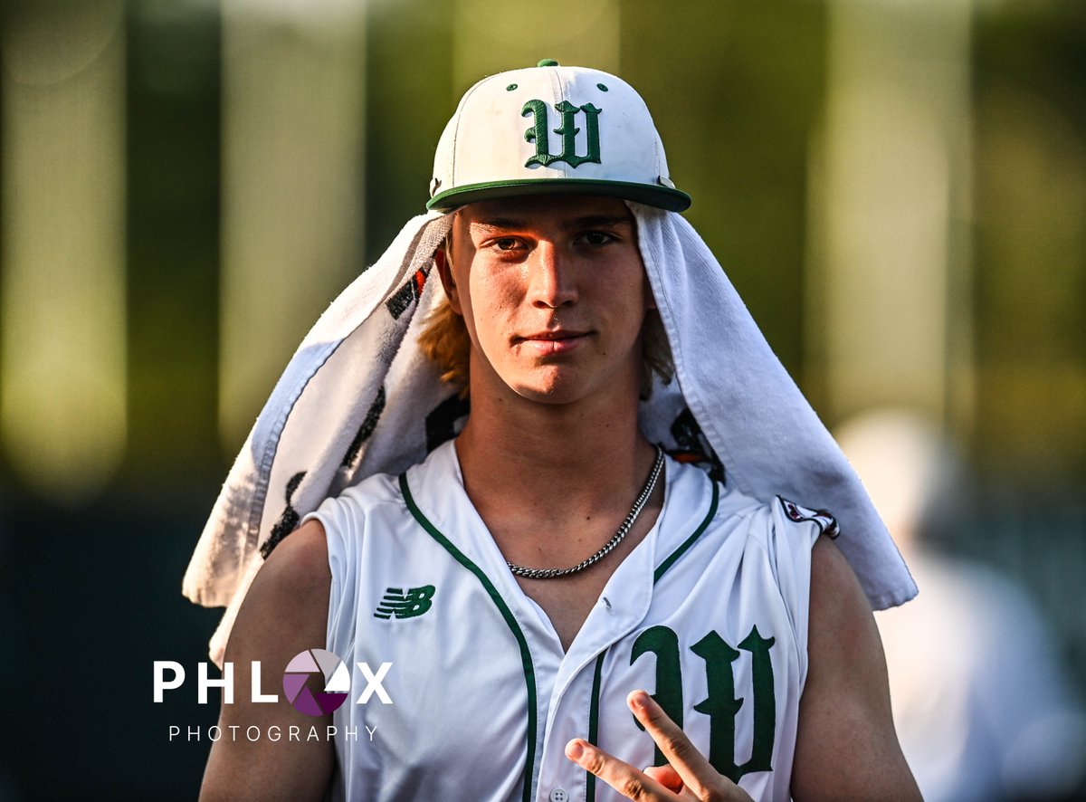 Game 1⃣ of the Region II-6A Final did not disappoint! Tonight's Game 2⃣ should be another barn burner. Game 1⃣ photos are available at phloxphotos.com/p133300266 and a percentage of sales benefits @CyWood_Boosters!  #txhsbaseball #UILplayoffs