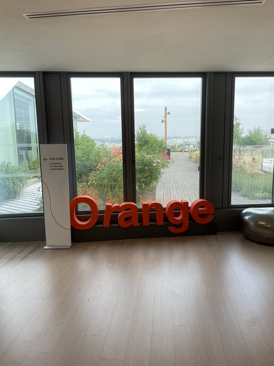 Réunion équipes des Délégations Régionales <a href="/OrangeGrandEst/">Orange Grand Est</a> et <a href="/OrangeHDF/">Orange Hauts-de-France</a> <a href="/OrangeBFC/">Orange Bourgogne Franche-Comté</a> à Bridge avec <a href="/thierrymarigny/">Thierry Marigny</a> 
Merci 🙏 à <a href="/nicolasguerin68/">Nicolas Guérin</a> et <a href="/etchoungui/">Elizabeth Tchoungui</a> et <a href="/jlbatany/">Jean-Louis Batany</a> pour la qualité de nos échanges et leur écoute de nos demandes, attentes sur nos  #territoires 😊 <a href="/warsmann/">Jean-Luc Warsmann</a>