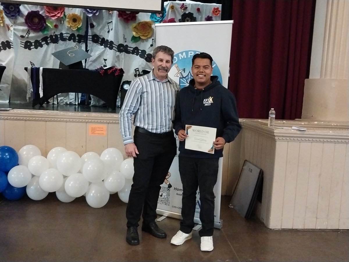 dakcomm's tweet image. Yesterday, Compton High's Senior Awards Ceremony celebrated the achievements of the Senior Class. This year’s recipient of the World Oil Scholarship was a student who was committed to meet his educational goals. Congrats to Gabriel Gutierrez who is attending @UCIrvine this Fall!
