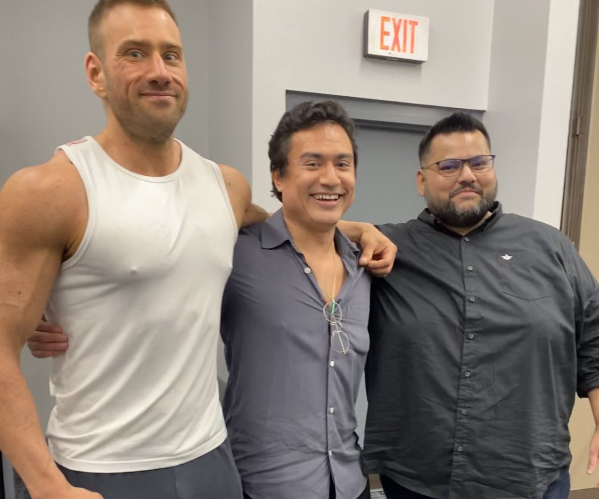 Mauisnake tweet media