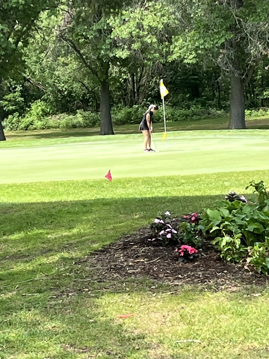 Thank you Molly T for all your hard work with AVHS Girls Golf. 

Thursday- last day of high school
Friday - leave school at 5:15 am for section golf
Saturday- graduate high school

Good luck with the next chapter of your life.