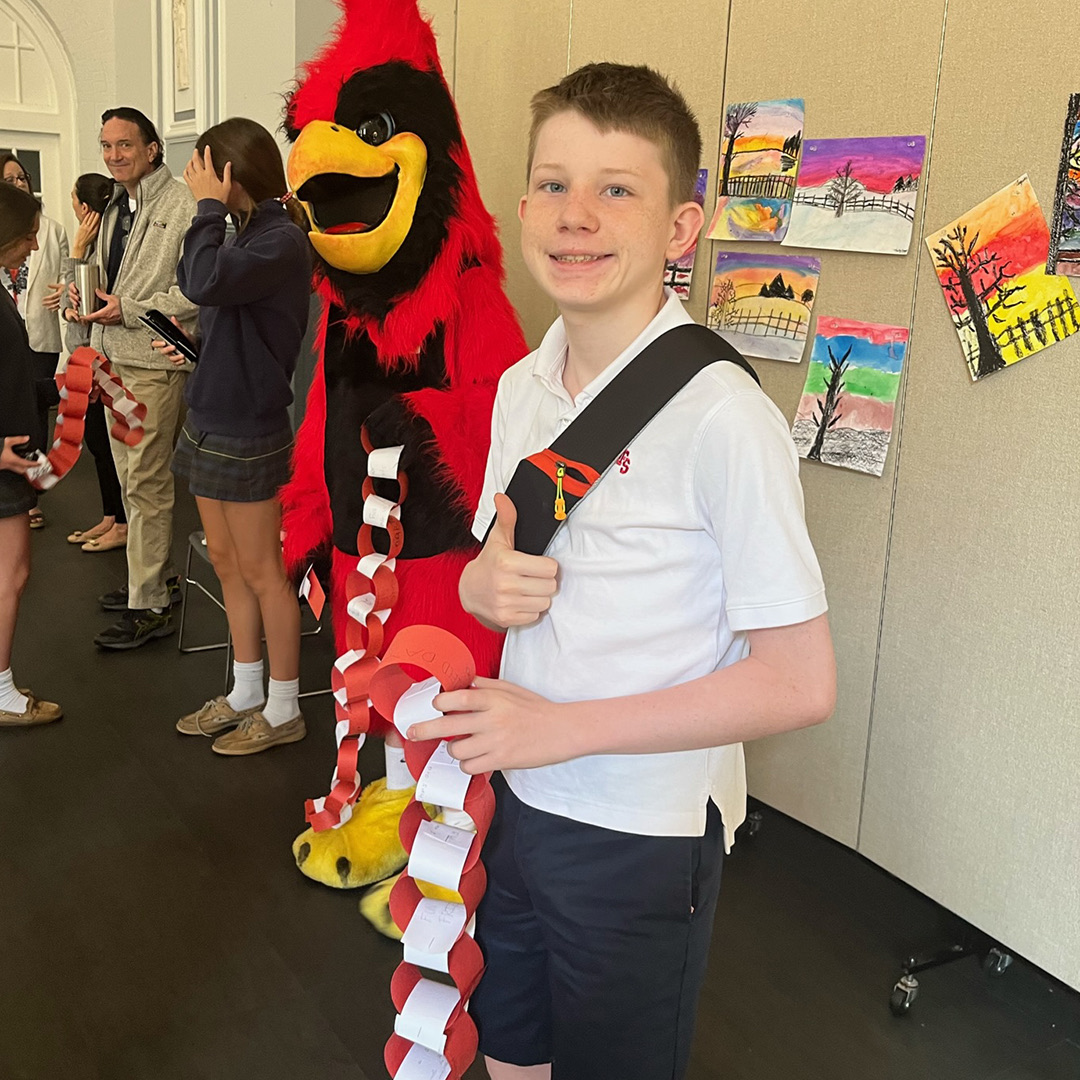 LittleFlowerSc6's tweet photo. Fr. Tom and the SGA officers led the whole school in a prayer service to thank God for all of the gifts he has given us this year. Check out our Blessings Chain. 🙏❤️ 🤍 #CardinalCommunity #ADWcommUNITY #StudentGovernment https://t.co/LrWP0rwgvx