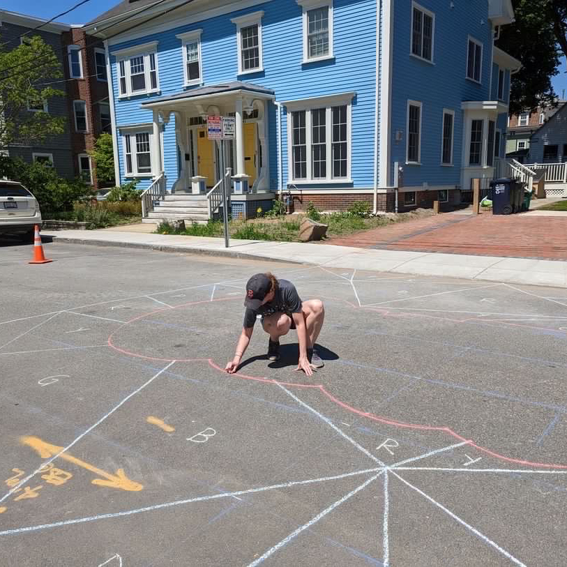 CportNeighbors's tweet image. Cottage Street Block Party in the making! Impressive artwork by @ashley_snight and lots of neighbors helping. Go check it out! And join the rest of the activities through the weekend.