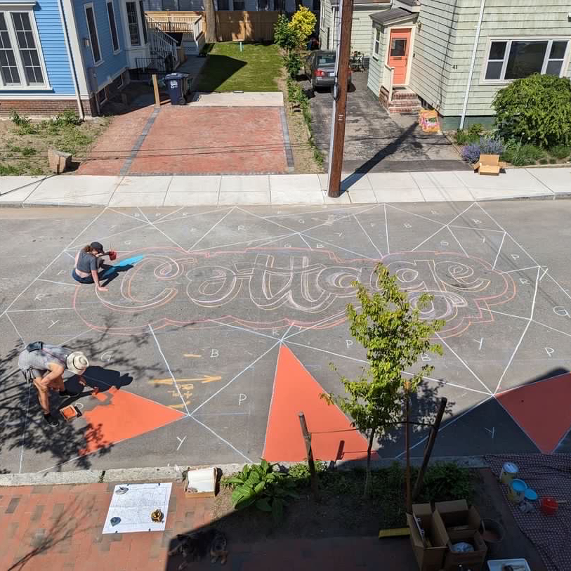 CportNeighbors's tweet image. Cottage Street Block Party in the making! Impressive artwork by @ashley_snight and lots of neighbors helping. Go check it out! And join the rest of the activities through the weekend.