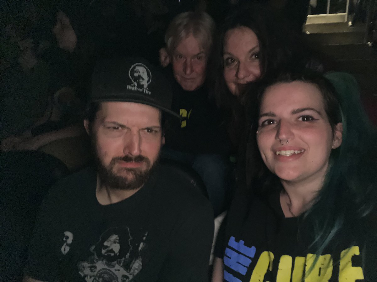 h3FootSoldier's tweet image. 5th time seeing them and it still gets me all emotional. #thecure #climatepledgearena