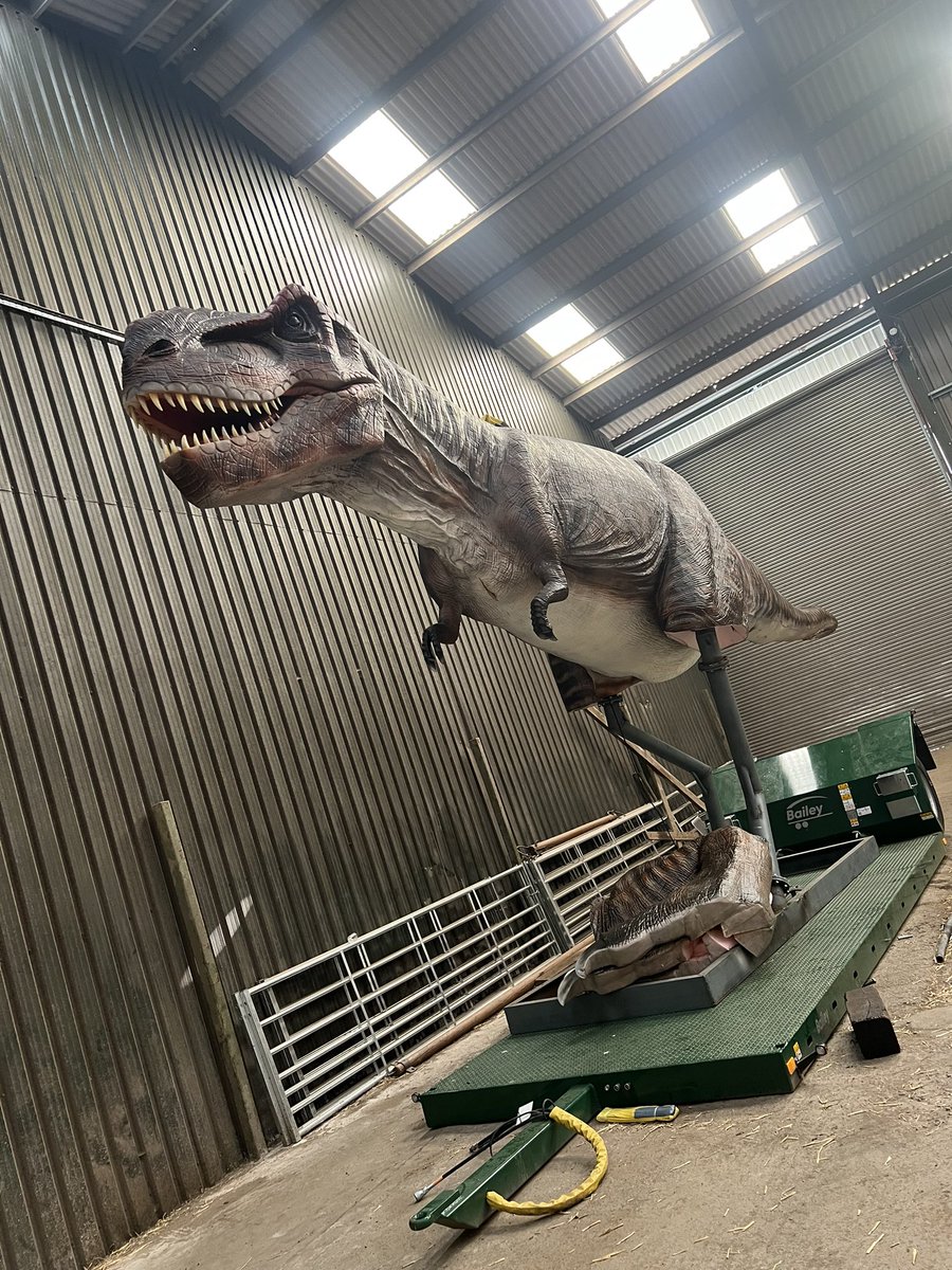 rich_bower's tweet photo. What do you transport on your @BaileyTrailer?
Dino Discovery🦖🦕🦖 is coming to the @LDF_fun_farm Maize Maze 🌽 this summer.
#GatewaytoAdventure https://t.co/E3jRoaoF7i