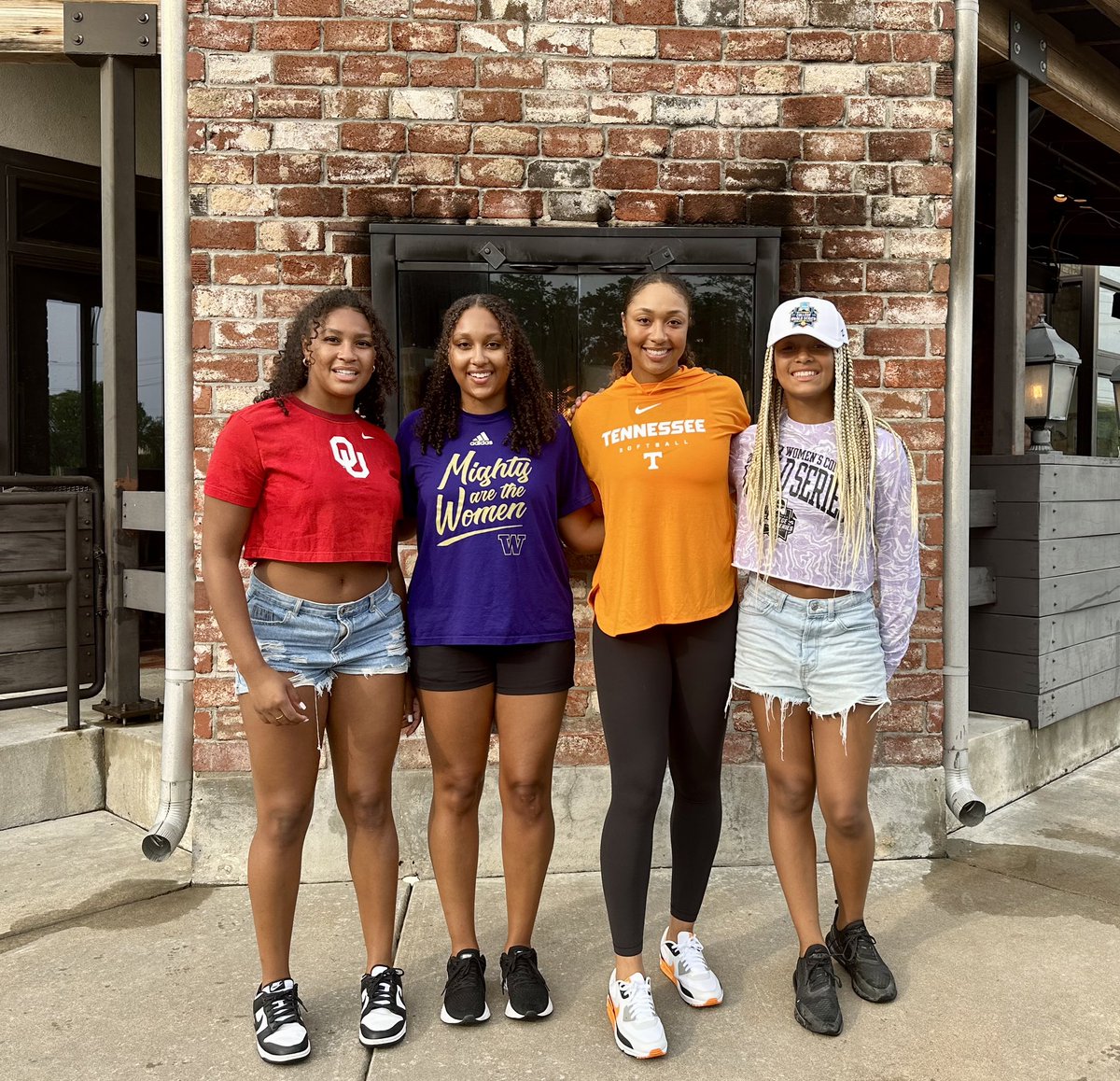 LawyerMilloy's tweet photo. Extremely blessed to have all 3 schools my daughters and our family are committed to competing here at the #WCWS! The last 2 pics are  2 @NCAASoftball legends! #prouddad #milloygirlz  #ladyvols  #uwhuskies #mightyarethewomen  #championshipmindset #theresonlyone #boomersooner https://t.co/lxio0JXz8v