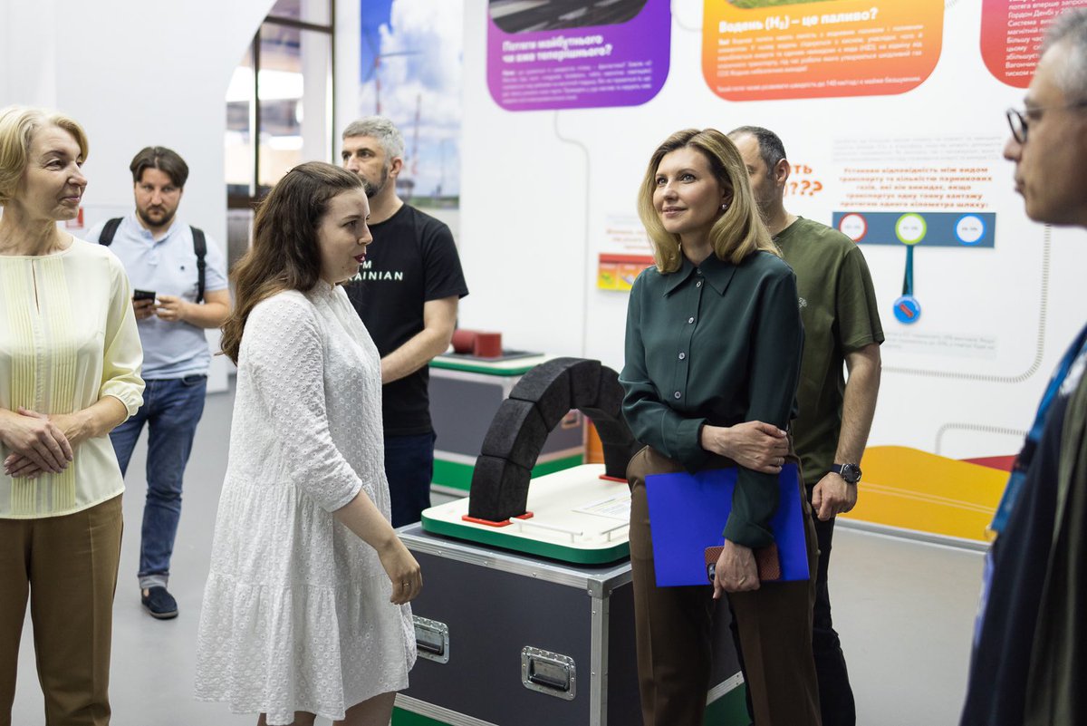 Olena Zelenska / Олена Зеленська tweet media