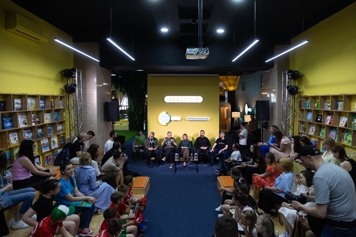 Olena Zelenska / Олена Зеленська tweet media