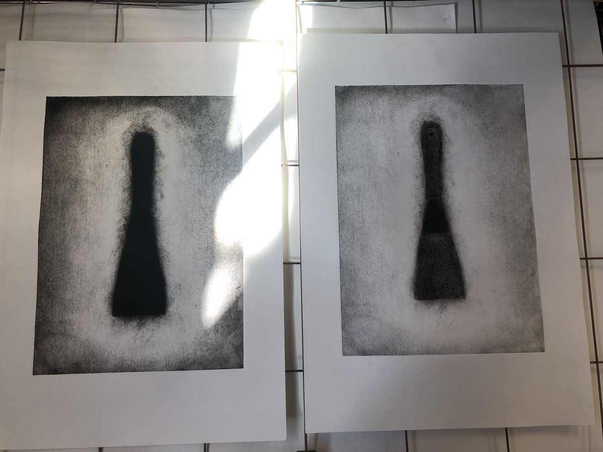 redochre1's tweet photo. More penumbras penumbring @DerryPrintWkshp #etching #collograph #draw #art https://t.co/YFHdoni7DQ