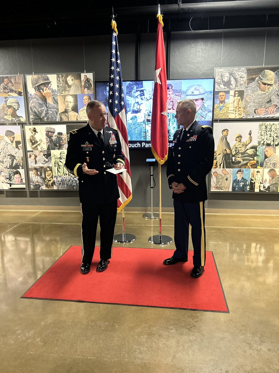 wolfpack_90's tweet image. This morning I had the privilege to promote my Staff Judge Advocate from Lt. Col. to Col. Congratulations Col. Chris Harry! Very proud to have him and his family as part of Team Huachuca! #AlwaysOutFront I #PeopleFirst