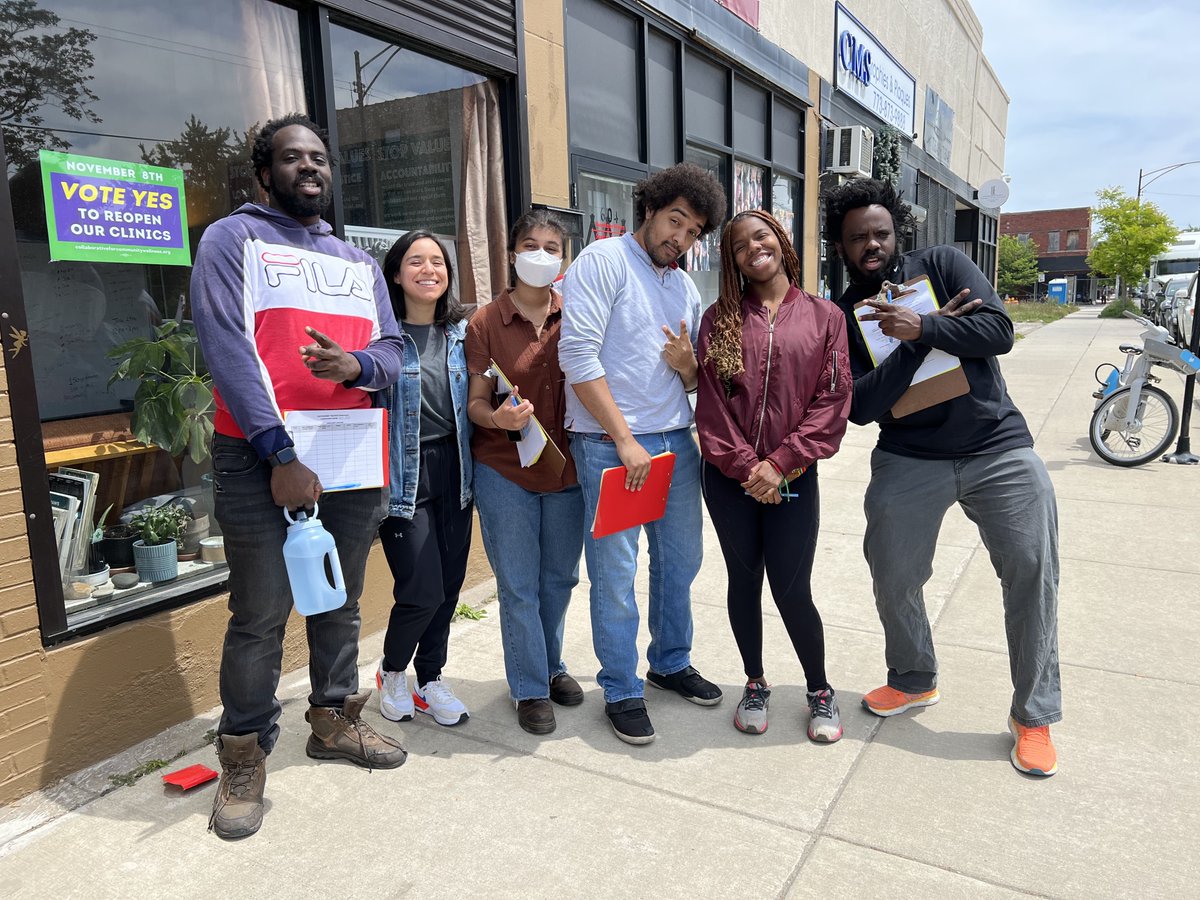 gracieannwhite's tweet image. On Tuesday @FHFA, the regulator of Fannie Mae and Freddie Mac, whose loans support 25% of American rental units, launched a public process to explore tenant protections.

#HomesGuarantee members are canvassing apartments with these loans from Bozeman, MT to Louisville, KY.