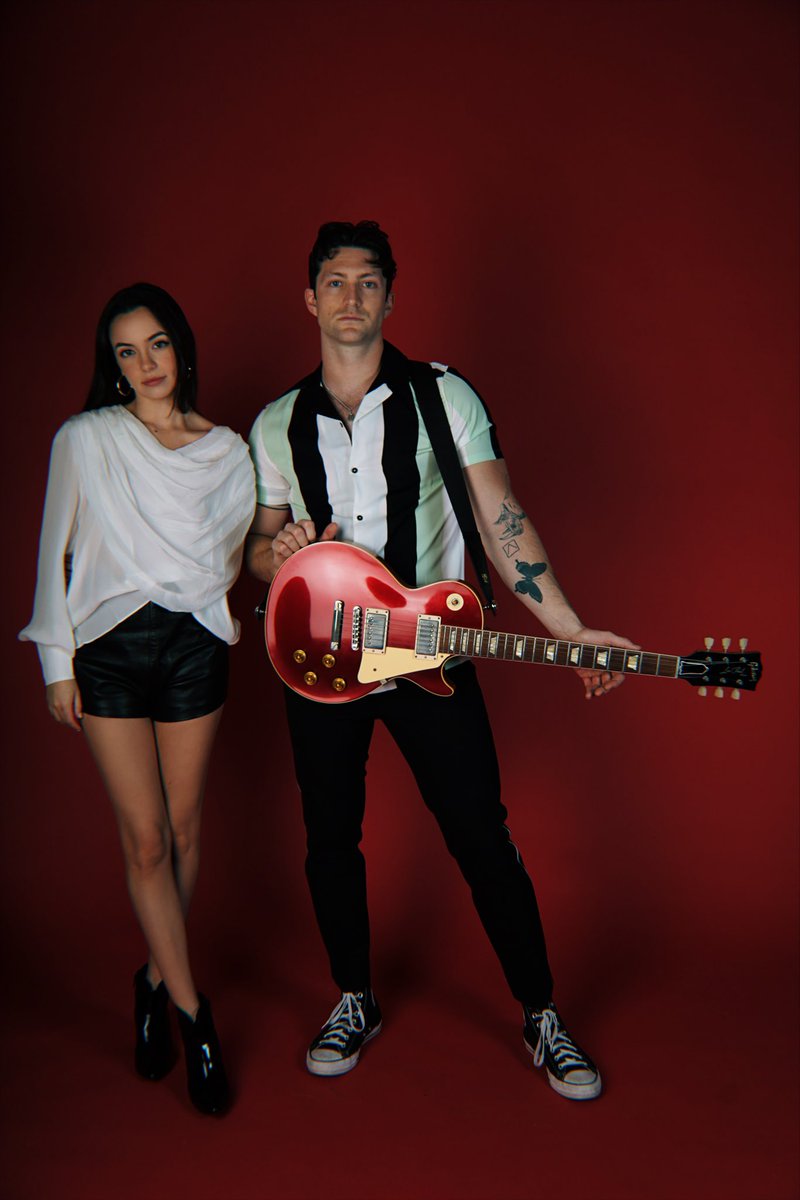 ButterflyTiger tweet media