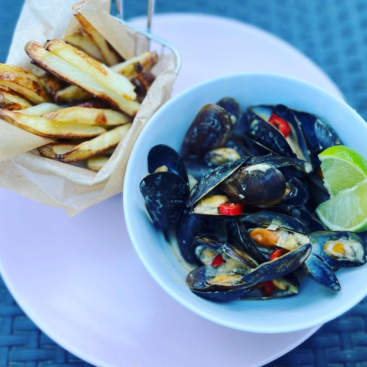 Miss Smith tweet media