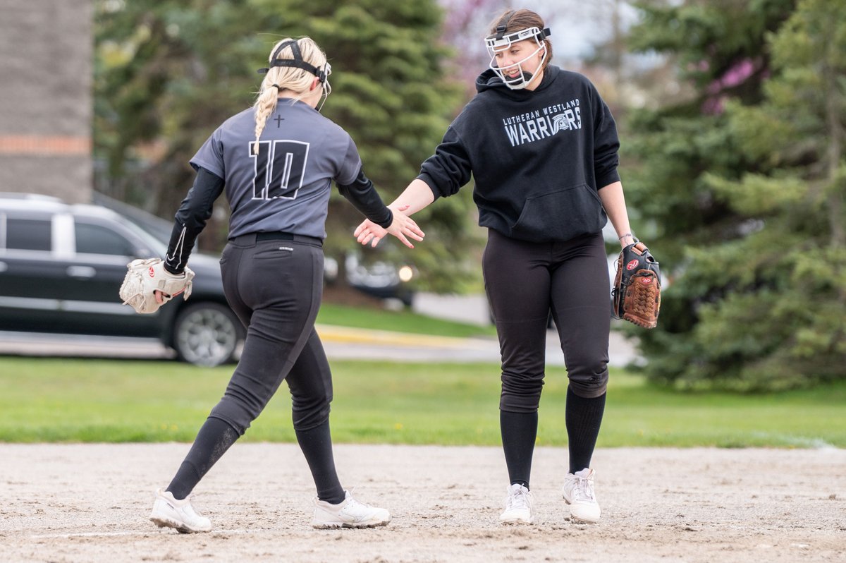 🥎 The Warrior softball team slugged their way to victory in the first round of district play with a 16-1 win over Whitmore Lake. The girls face Huron Valley Lutheran in the finals starting now!

#GoWarriors⚔