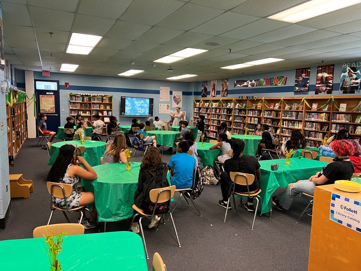 MsNelson554's tweet photo. Celebrating the Black-Eyed Susan Reading Program with our students today! Special thanks to our guest speaker, Mr. Harper from GHS. https://t.co/NvgXFZSeQ5