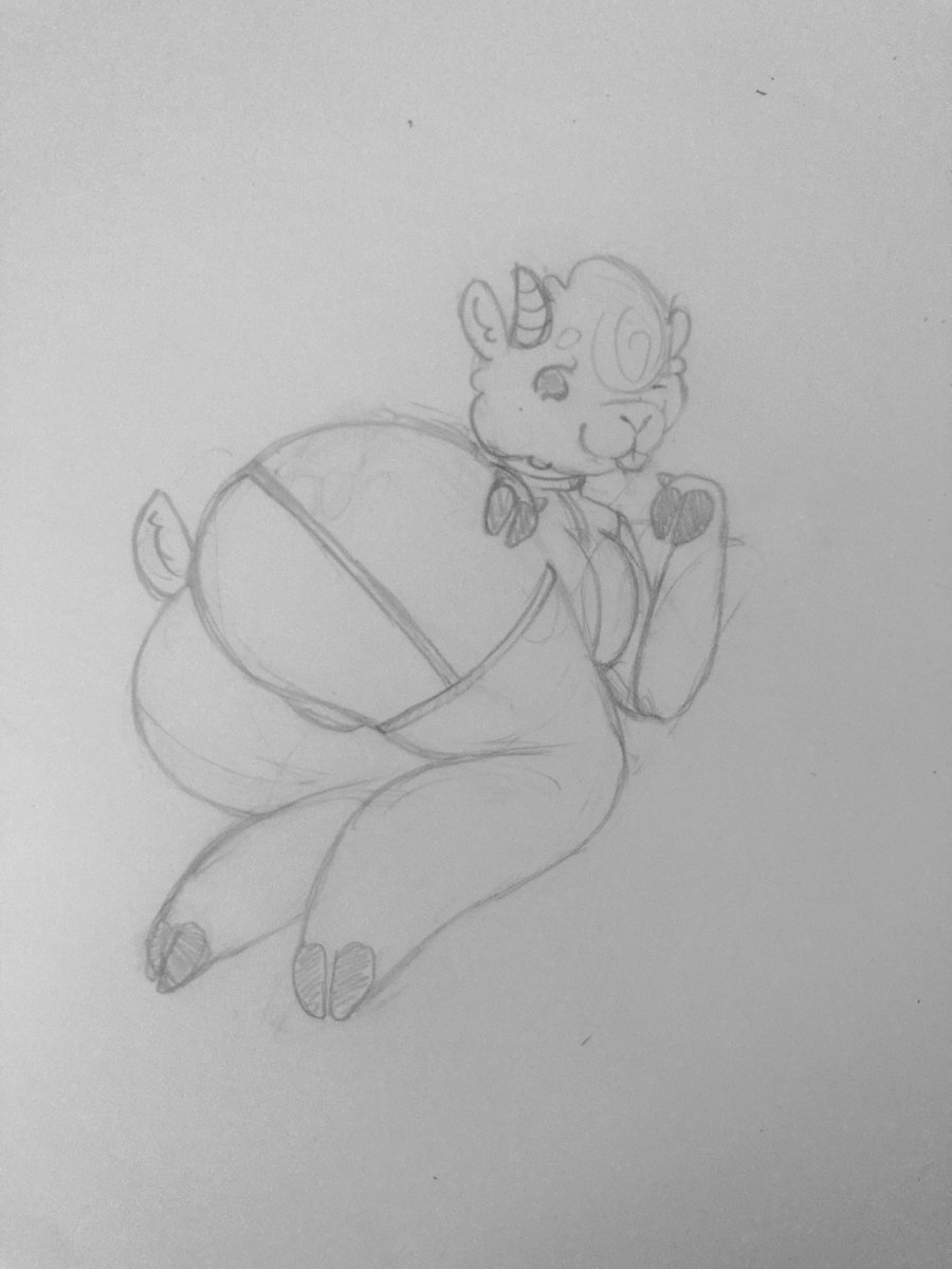pinkghoat's tweet photo. Lazy ass sketch lmao 😭 (ass 🙄)#nsfw #nsfwart #nsfwartist #ghaoat #cheese #cheeseghoat #goat #furrsona #furry https://t.co/4r2vD9dum8