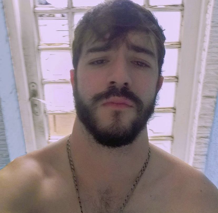 eulukeleo's tweet photo. cabelo grande/ cabelo curto https://t.co/FcgvUlW2rw