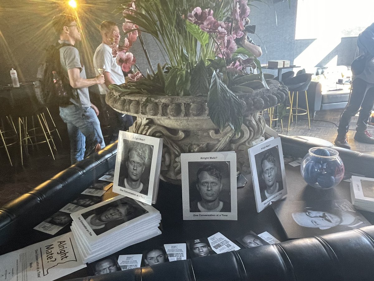 alrightmatecic's tweet photo. if you’d like to purchase one of our books more information about it coming soon, otherwise you can email cally@alrightmateproject.com if you already know you’d like to purchase one 😊 2/2
#alrightmate #exeter #devon #whatsonexeter #whatsondevon #mentalhealth #men https://t.co/8VBJsQYtTt