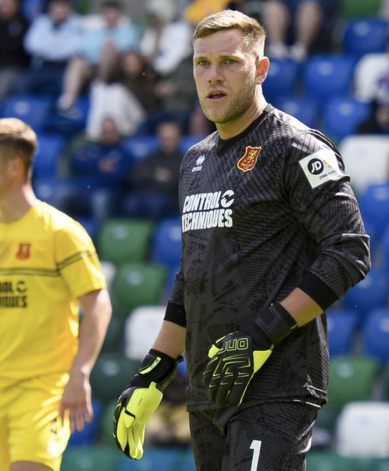 ✍️ 𝐄𝐱-𝐑𝐨𝐛𝐢𝐧 𝐃𝐚𝐯𝐞 𝐇𝐞𝐚𝐝𝐬 𝐖𝐞𝐬𝐭!

👉 shorturl.at/oMRT3

#AberAsOne #Seasiders