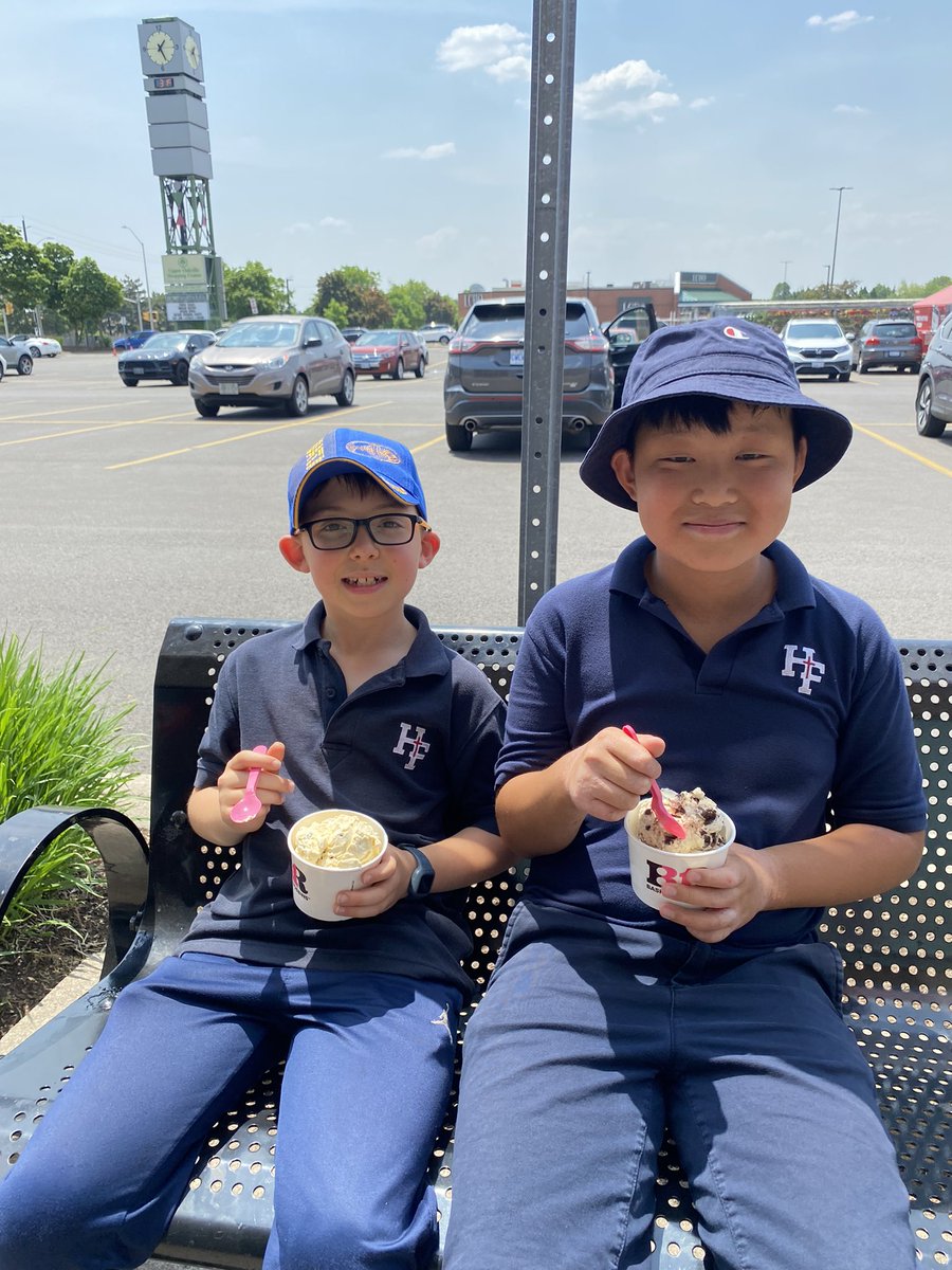 MissR_Classroom's tweet photo. Happy Ice Cream Day! 🍦☀️ As a fun Friday activity our class walked to Baskin- Robbins for a summer treat 🍦🍨🤩 https://t.co/uNO6tIAMLn
