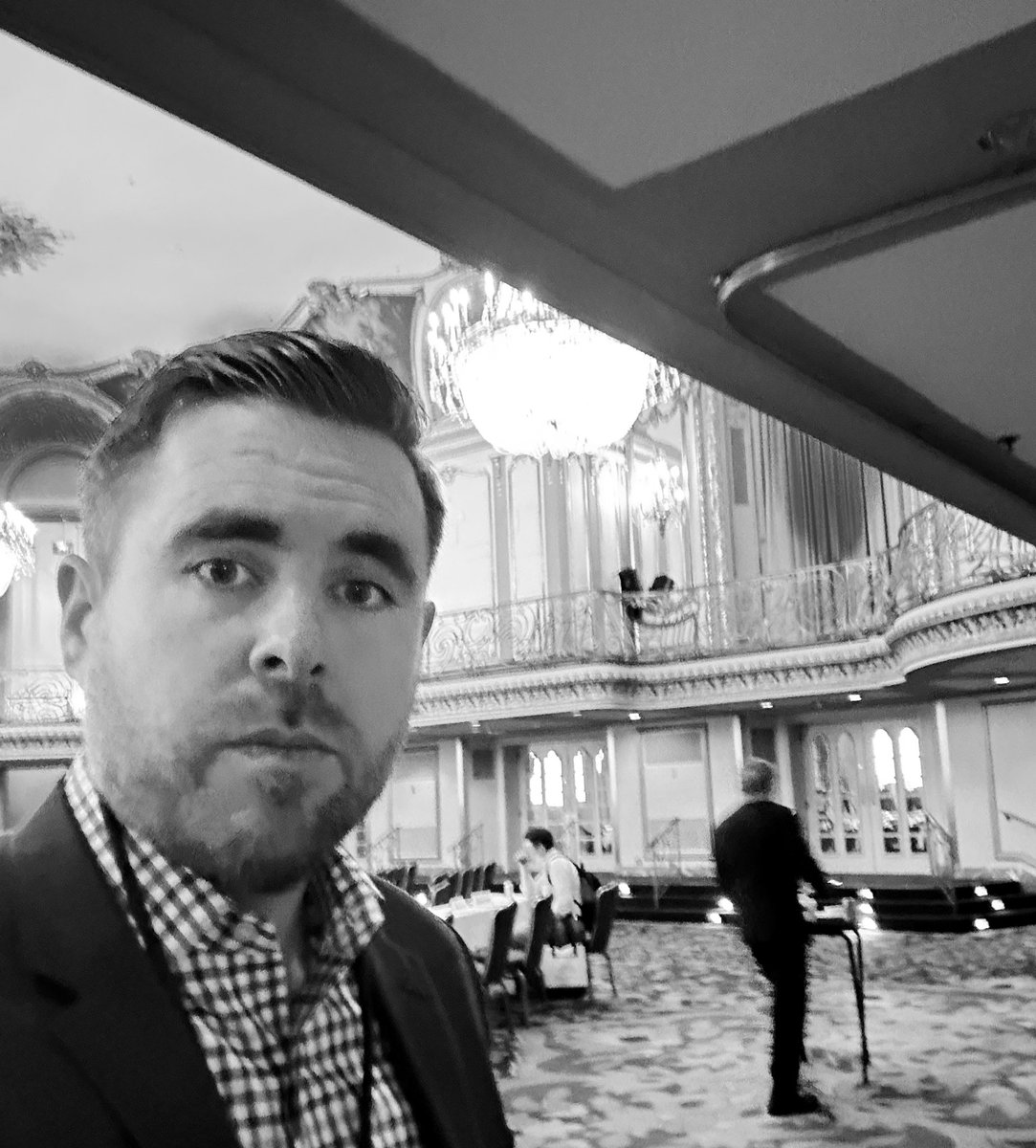 DrR_DUNNE's tweet image. At the #Chicago Hilton during #Asco23. 

30 yrs ago on this hallowed ground Dr. Charles Nichols presented his falsified research on RDU-90, “miracle” heart drug that caused liver toxicity in clinical trials 

(“He switched the samples”)