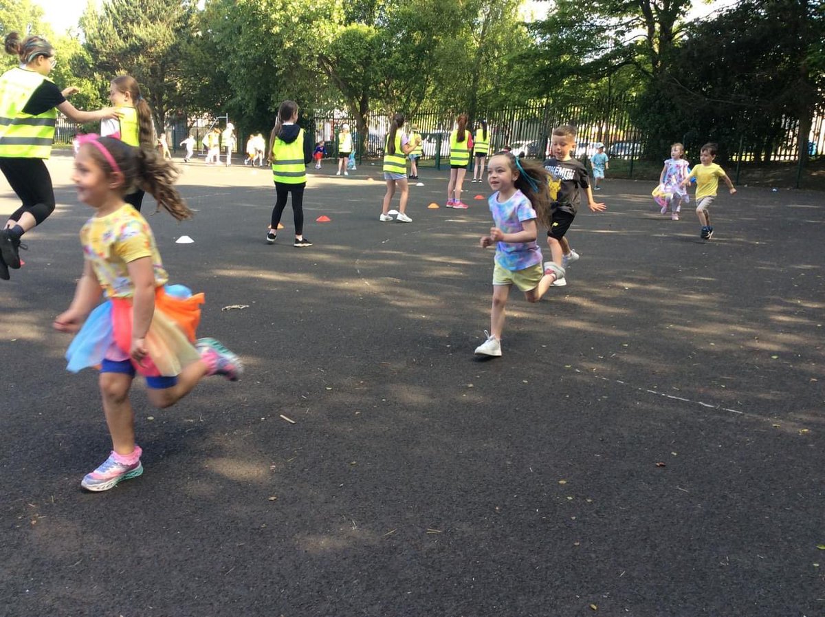 StPatricksDerry's tweet photo. Fun Run 🏃‍♀️ 
We would like to thank Mrs Doherty, our amazing School Councillors and all of the fantastic children in Room 32 for organising such a super Fun Run today! You are all just grrrrreat!😍 https://t.co/SifnpcctD9