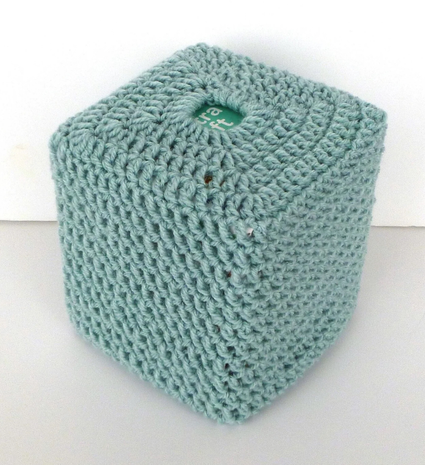 Duck egg blue tissue box cover. Link in bio for Etsy shop.
#duckeggblue #tissueboxcover #handmadeuk #etsyuk