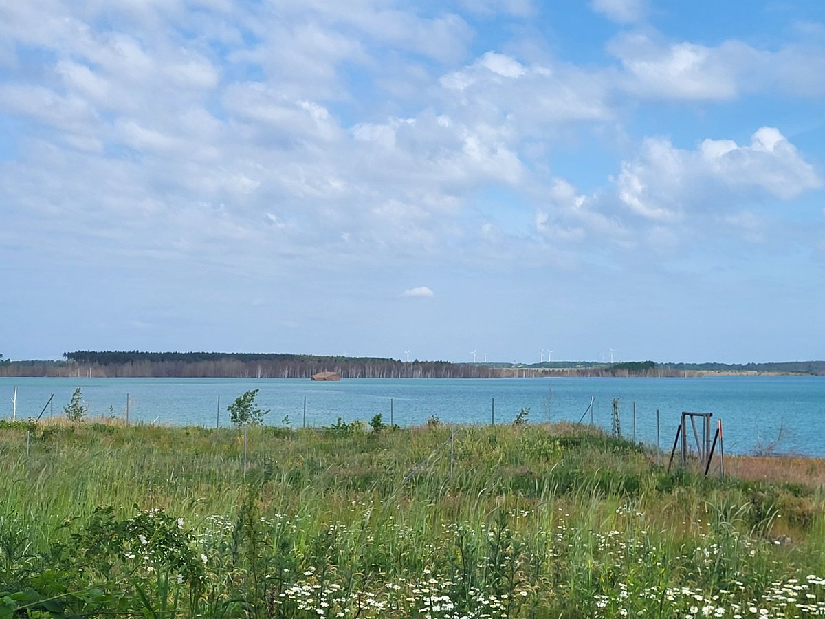 youtu.be/C9YdOicgmsQ
Sedlitzer See           #sedlitzersee  , #wasser  , #Urlaub  , #lausitz  , #lausitzerseenland , #See , #urlaubsfeeling  , #schöneswetter