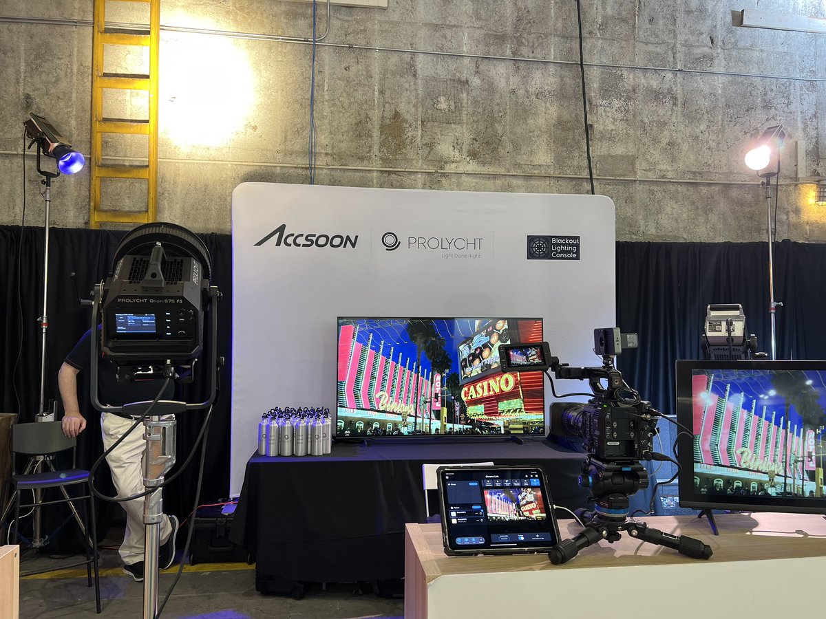 Come to try our intuitive ImageTrack RT system. Tracking color through video is that simple!
#prolycht #cinegear #cinematography