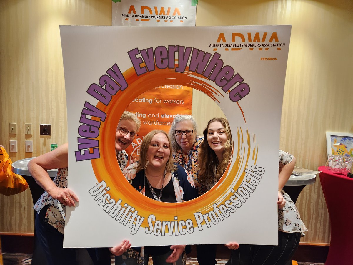 Heather Lyons tweet media