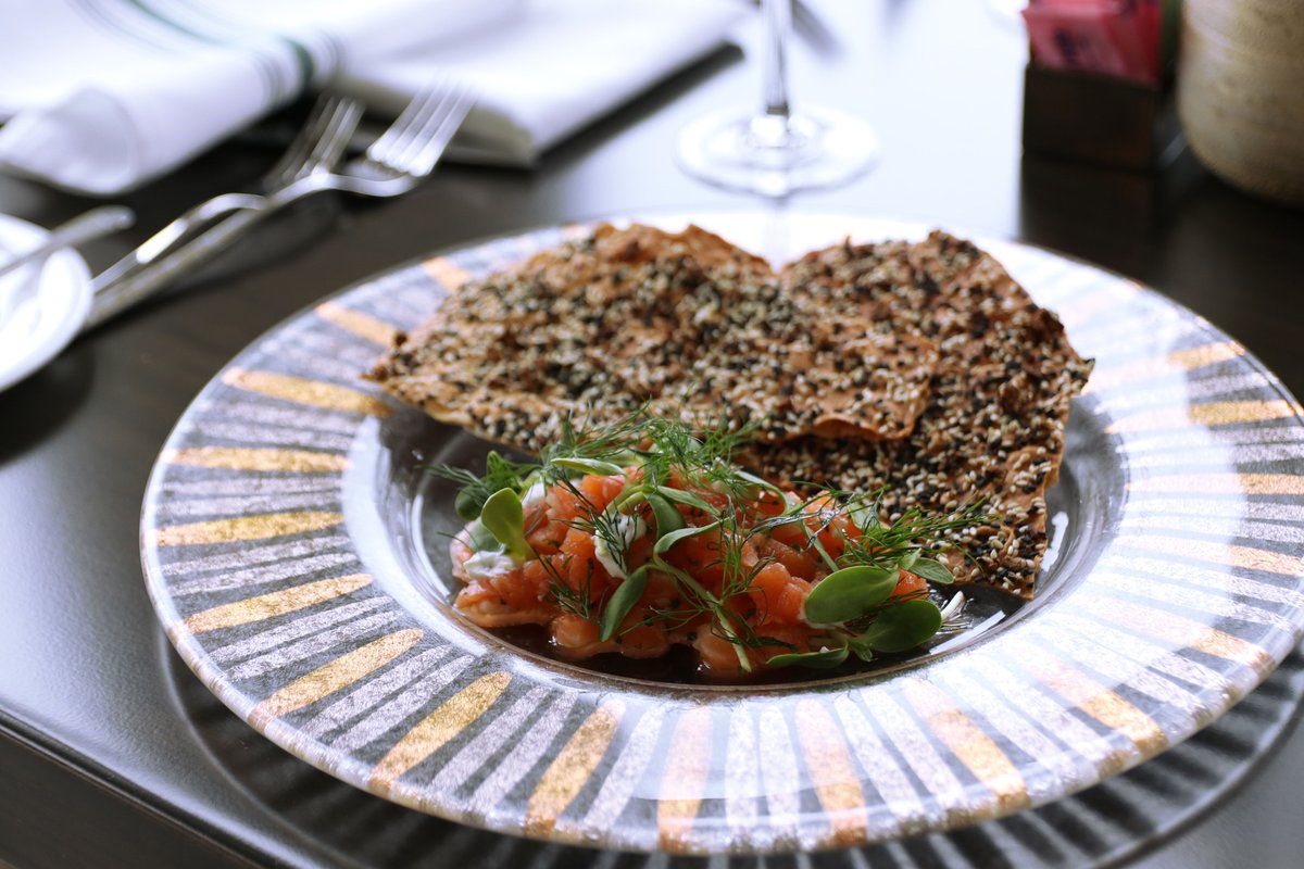 TheOlympicClub's tweet photo. Trying to decide what to eat for dinner? Visit The Lakeview restaurant at Lakeside to dig into some of our newest menu items, like our Popcorn Chicken, English Pea Ravioli and King Salmon Tartare! They're sure to delight your taste buds 🍽️ #OlympicClub #OCdining https://t.co/LkgbDwSkVd