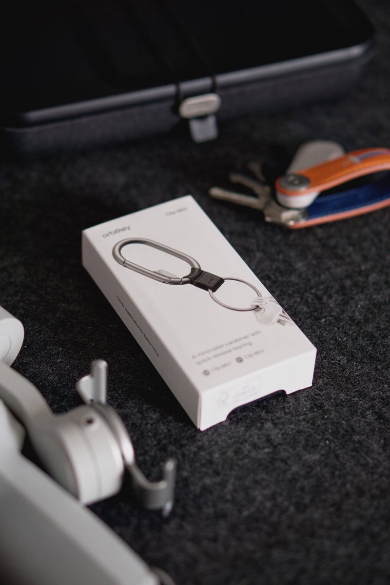 rinconstrange's tweet photo. Me encanta como queda el Clip Mini junto al Key Organiser del X-WING ✨
Cada día más enamorado de los productos de @orbitkey
#orbitkeyclipmini #orbitkey #orbitkeycommunity #orbitkeykeyorganiser #starwars #organization #keyorganizer https://t.co/D4HbLizJB9