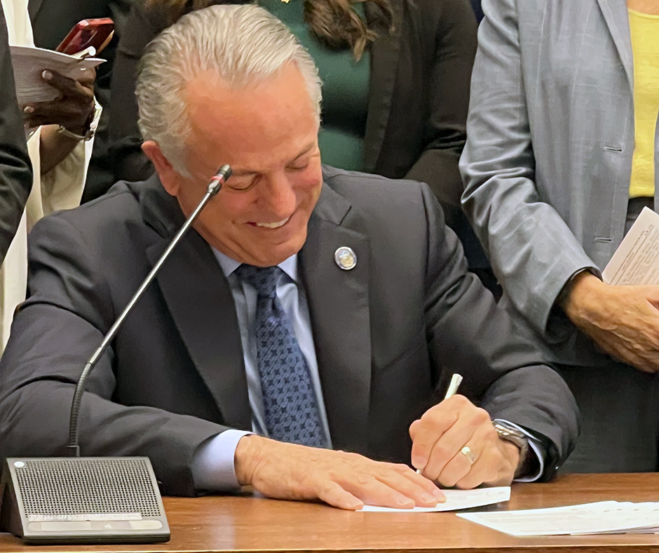 greaternevadacu's tweet image. Today was a great day in Carson City as Gov Lombardo signed AB 274 into law, adding financial education classes to NV high school curriculums. It&apos;s good to see students getting the tools they need to thrive as adults. Thanks to the @CANVleagues for advocating for AB 274 too!