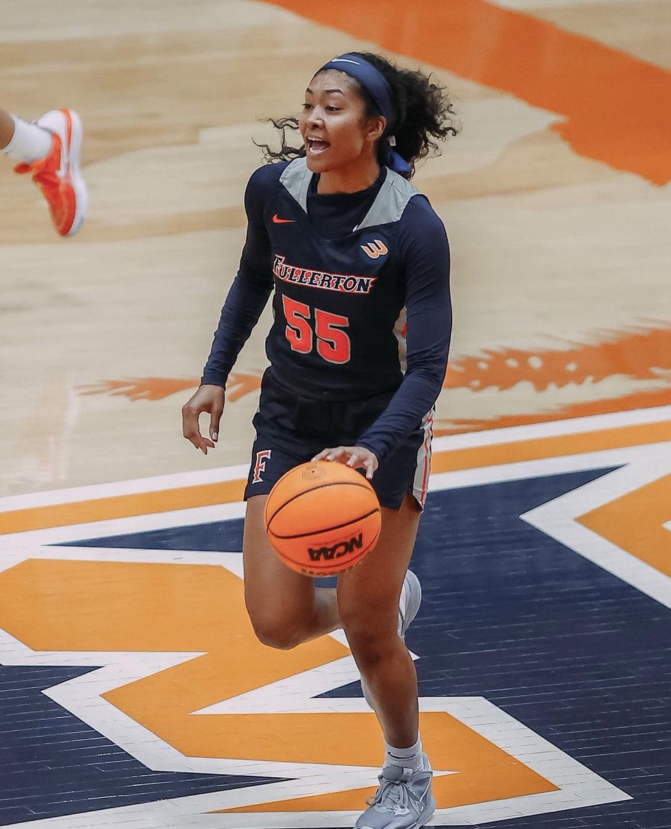 mimimoon_42's tweet photo. Blessed and honored to receive an offer from Cal State Fullerton! @TitansJH @nicktitanswbb @Brit_Aik3ns @CoachKP_MC @ParkerJerry @805basketball1 https://t.co/V5Gp0KmnJu