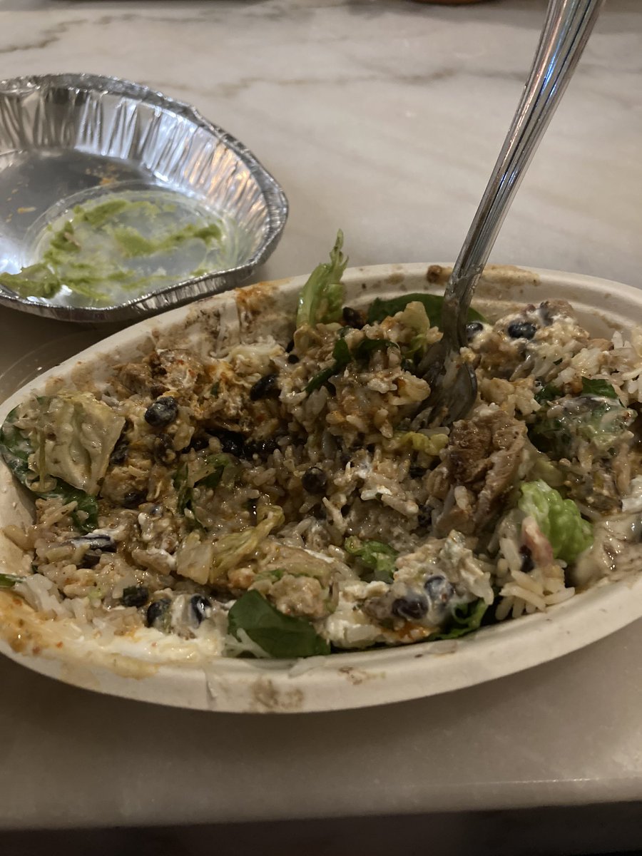 kyahsinterludee's tweet photo. look at my salad period #allprotein #nomorebigbacks https://t.co/DqSnJpDvbh