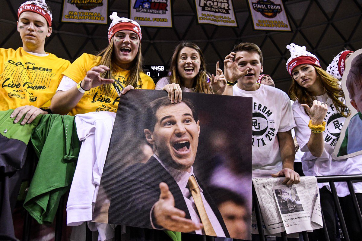 CBKReport's tweet photo. Baylor before Scott Drew:

96 Seasons
3 20+ Win Seasons
5 Conf Titles
4 NCAAT App.
0 S16s
3 E8s (Automatic Bids)
2 F4s
1 Runner up

Baylor with Scott Drew:

20 Seasons
14 20+ Win Seasons 
2 Conf Titles
10 NCAAT App.
5 S16s
3 E8s
1 F4
1 National Title

Culture Changer. https://t.co/7XNaXJYyVC