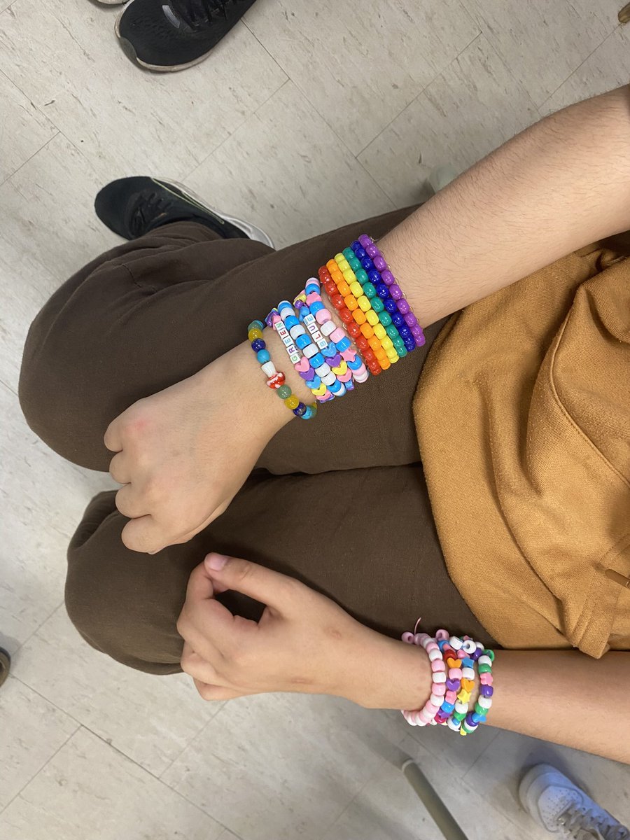 Jen Tomlin tweet media