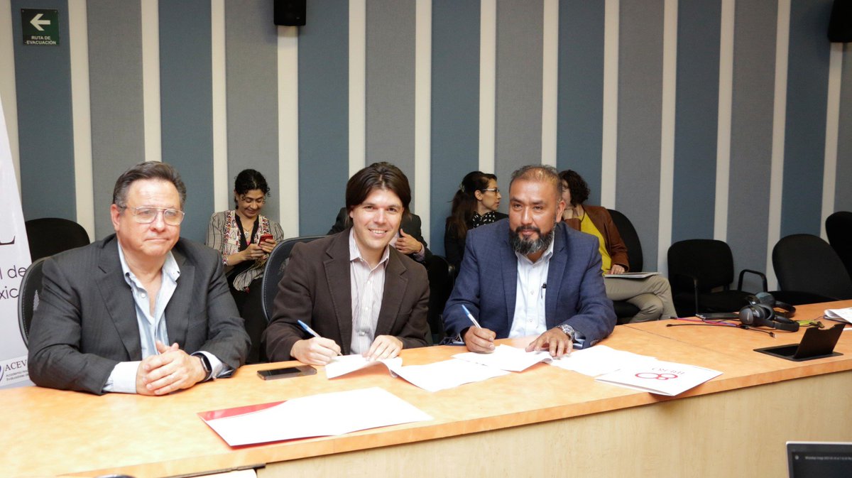 equide_ibero's tweet photo. El @equide_ibero, para #gLOCAL2023, se suma al fortalecimiento del ecosistema de M&amp;E y uso de evidencia. Impulsaremos espacios para EJEs, innovaciones en evaluación y construcción de evidencia a través de investigación. Gracias @Acevalmx,@EvalyouthMX, @Seplan_yucatan  @IgualdadNL https://t.co/TulzH0Tarz