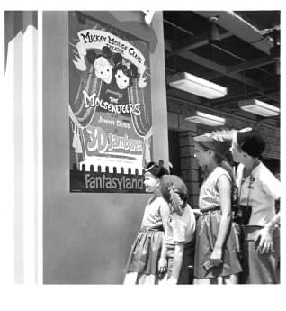 3D Movie List tweet media