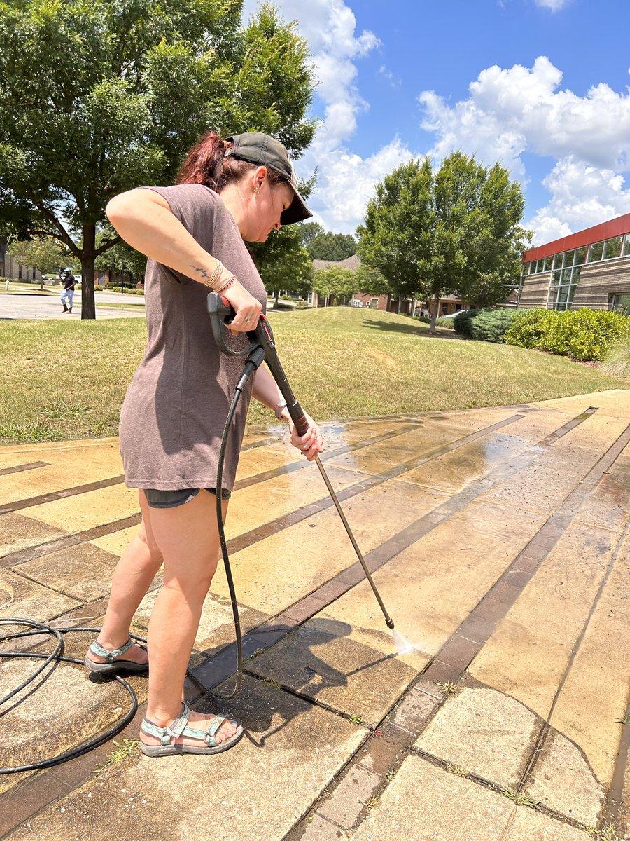 tplbooks's tweet photo. How many librarians does it take to pressure wash??? https://t.co/4ot2JFXxUH